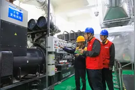 接力保供电！国庆假期郑州铁路枢纽“电力十足”图片