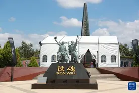 坦赞铁路纪念园在赞比亚正式对外开放 安葬着援赞建设中牺牲的36名中方人员图片