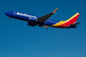 美媒：美西南航空一架波音737 Max 8型客机在高空发生“荷兰滚”现象图片