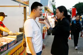 夜游七宝古镇，璀璨景象与美食共舞图片
