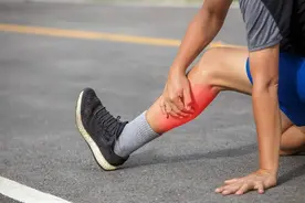 腿抽筋牵扯很多病图片