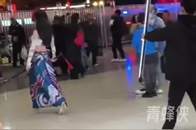 郑州东站回应成网红新晋打卡地图片