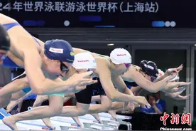 2024年世界泳联游泳世界杯（上海站）：中国选手唐钱婷夺得女子50米蛙泳冠军图片