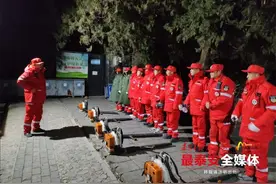 泰山景区红门管理区：24小时坚守岗位 织密景区安全网图片