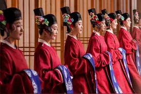 新民艺评｜《只此青绿》：至简 至美 至深图片