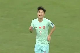 武磊时隔126天再度为国足破门，打入国足生涯第33球图片