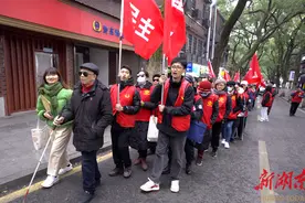 体验无障碍出行 弘扬自强精神，长沙百名盲人朋友登岳麓山图片