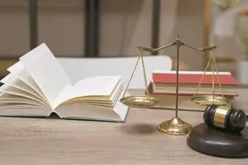 涉外法治人才短缺，法学人才培养结构性短板如何补？图片