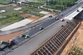 临淄至临沂高速公路临沂段加速建设，奋力冲刺8月通车目标图片
