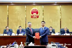 徐永强任惠东县代县长，此前任职佛山图片