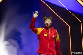 王曼昱晋级32强图片