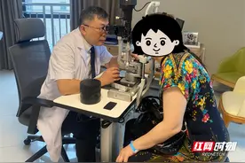 15分钟告别1100度近视+白内障，常德李阿姨开启高质量退休生活图片