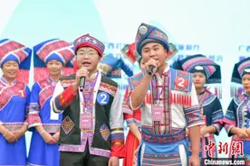 “00后”传唱广西山歌 千年“土味”焕新声图片