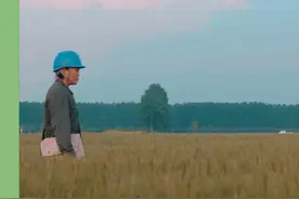 假日书房｜王小波：干出个样子来，是人的价值和尊严所在图片