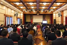 2023年留俄新生平安留学培训举行图片