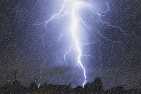 局部暴雨+冰雹！2地暴雨红色预警！今起一周，山东雨雨雨雨雨雨雨图片