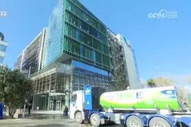 李强同新西兰总理共同参观恒天然集团总部图片