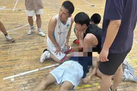 对话球场救人的医生程超：利用自己所学挽救生命，很有价值图片