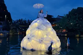 用阳光、枕头、大恐龙，怎么编故事？图片