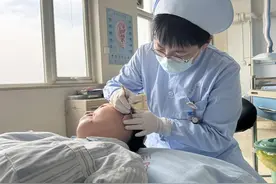 廿年·廿人 |“护士妈妈”郭海花，以大爱心灯照亮患者归途图片