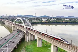 6月15日起，武汉至广州间复兴号动车组可常态化按时速350公里运行图片