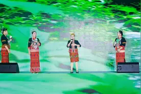 海南保亭：民歌唱响“三月三”图片