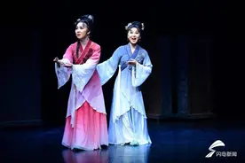 山东省吕剧院《红莲渡》荣获第十一届当代小剧场戏曲艺术节优秀剧目奖图片