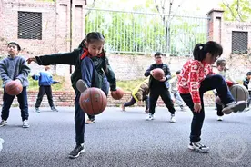 新学期“动”起来！每天两次大课间体育活动进入重庆中小学课表图片