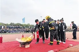 大同师专 加强安全教育 创建平安校园图片