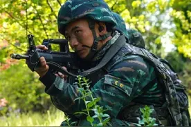 直击现场！武警特战队员实战化训练精彩瞬间图片