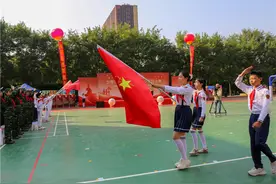 大兴区开展“少年军校传星火 强国少年兴未来”主题建队日活动图片
