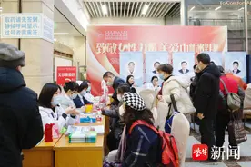 1厘米乳腺结节，“随它去”？绝经后女性，这些问题不容忽视图片