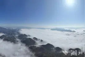 鹤峰：春日云海 仙境奇观图片