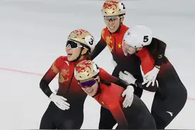 （亚冬会）短道速滑——中国队夺得女子3000米接力冠军图片
