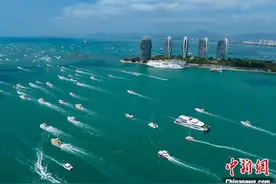 海南三亚将分阶段建成世界级美丽滨海城市图片