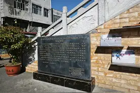 希望小学捐赠公益活动图片