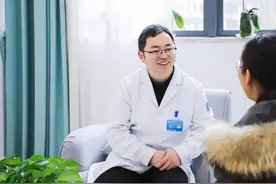 医身更医“心”，做“有温度”的医生——记重庆医科大学附属巴南医院精神心理科主任曹克勇图片