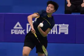 学青会收获两金，中国羽毛球希望之星徐文婧正在快速成长图片