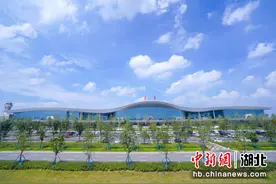 宜昌三峡国际机场“五一”假期直达国内外40个航点图片