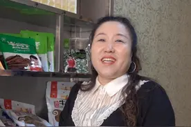 村里“吆喝大喇叭”练出底气，胶州一女支书直播带货超600万！图片