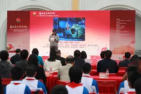 到黄埔军校听将帅后人讲英雄故事，舞台剧《黄埔！黄埔！》开演图片