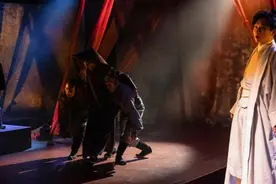 “戏曲+音乐剧”呈现诗意般的勇敢，《刺秦》首演图片