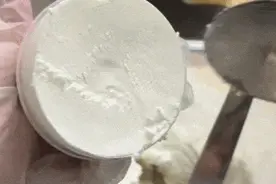 “干噎酸奶”火遍全网！有人吃后却进了医院，医生提醒图片