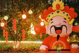 【视频】新春走基层丨广州物业服务不打烊，多个社区年味浓图片