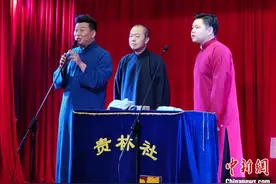 江西文化观察：欢笑十三载 南昌方言相声如何历久弥新图片