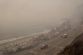 洛杉矶山火或造成500亿美元经济损失，将成加州最贵火灾图片