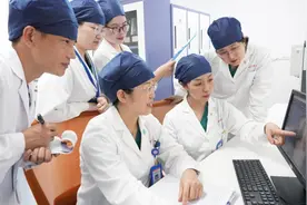 感染EB病毒感染合并腺病毒肺炎，2岁患儿精准用药痊愈，专家讲解防病要点图片