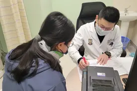 “胖到国家出手”！上海多家医院新开“减肥”门诊就诊火热，年轻人涌入图片