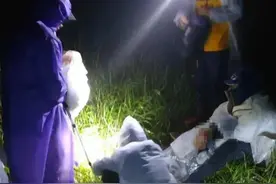 女孩“穿吊带”爬山“遭队友抛弃”失温遇难？景区回应！图片