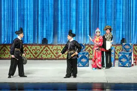 生动诠释侠义精神，京剧《十三妹》在重庆群星剧院上演图片